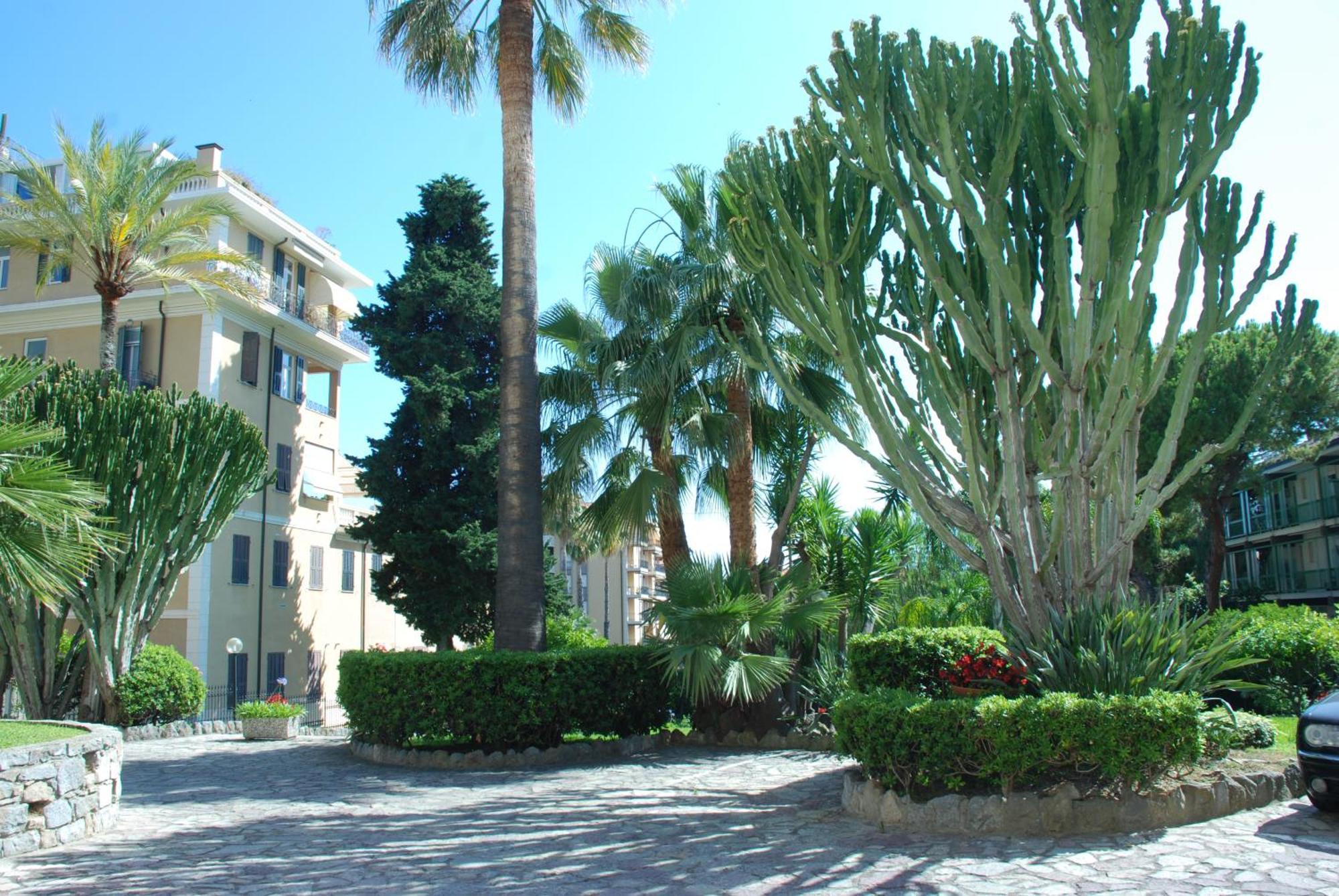 Giardino Del Mare Apartman Bordighera Kültér fotó